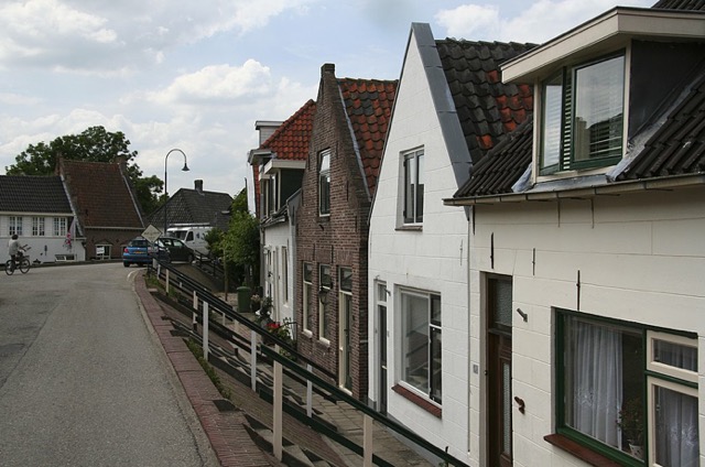 Kouweklauwen-057-Dijkhuizen_te_Lexmond.png